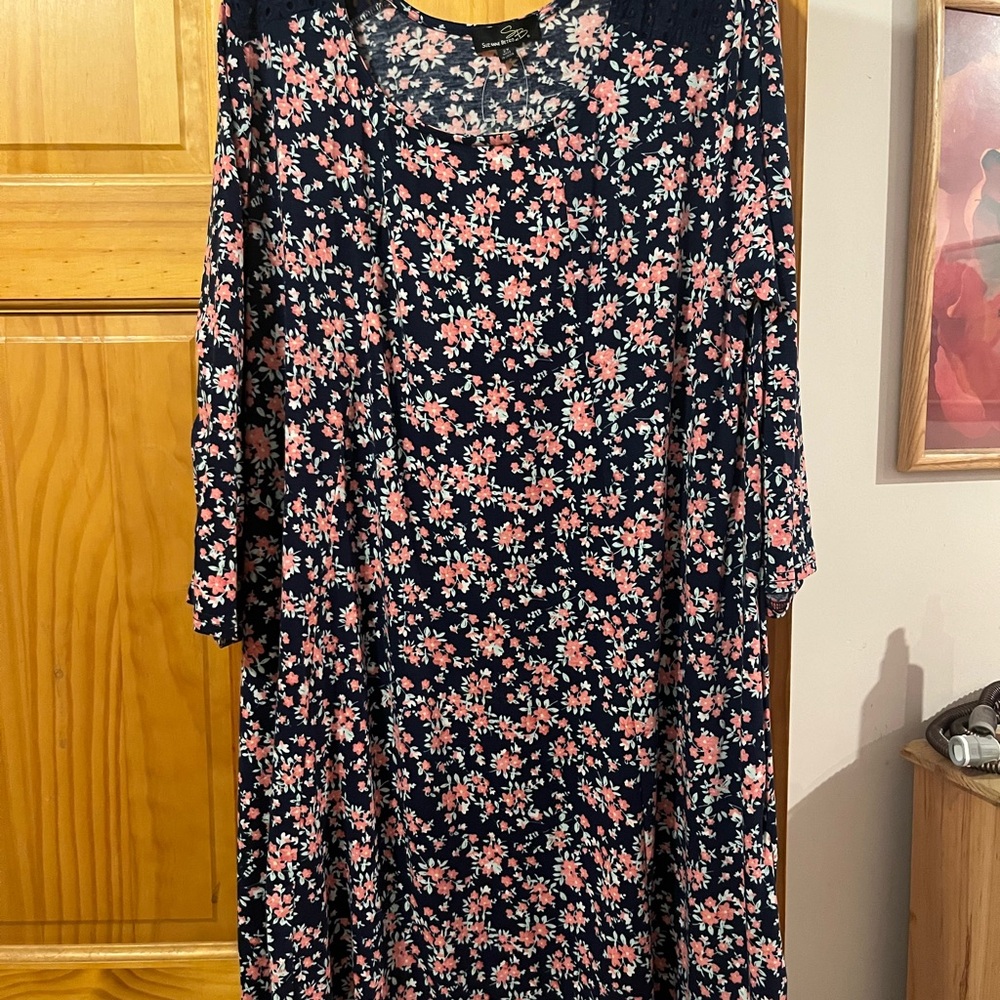 Suzanne Betro Navy and Pink Floral Long Sleeve Dress